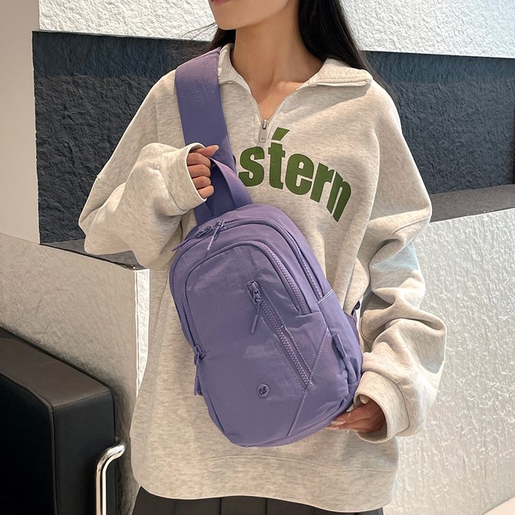 女性用アウトドアスポーツチェストバッグ大容量防水トラベルキャ - Hiking Backpack Waterproof のレビューと価格