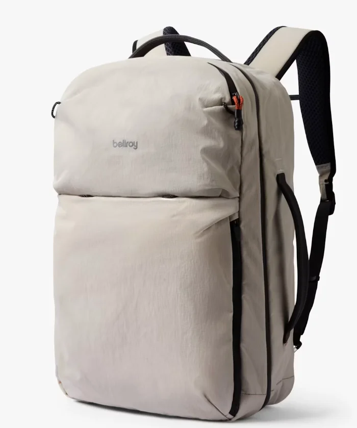 38L 軽量防水バックパック、機内持ち込み可能なノートパソコ - Hiking Backpack Waterproof のレビューと価格